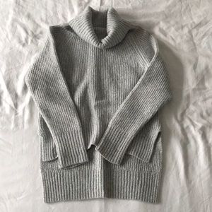 Aritzia Lin sweater